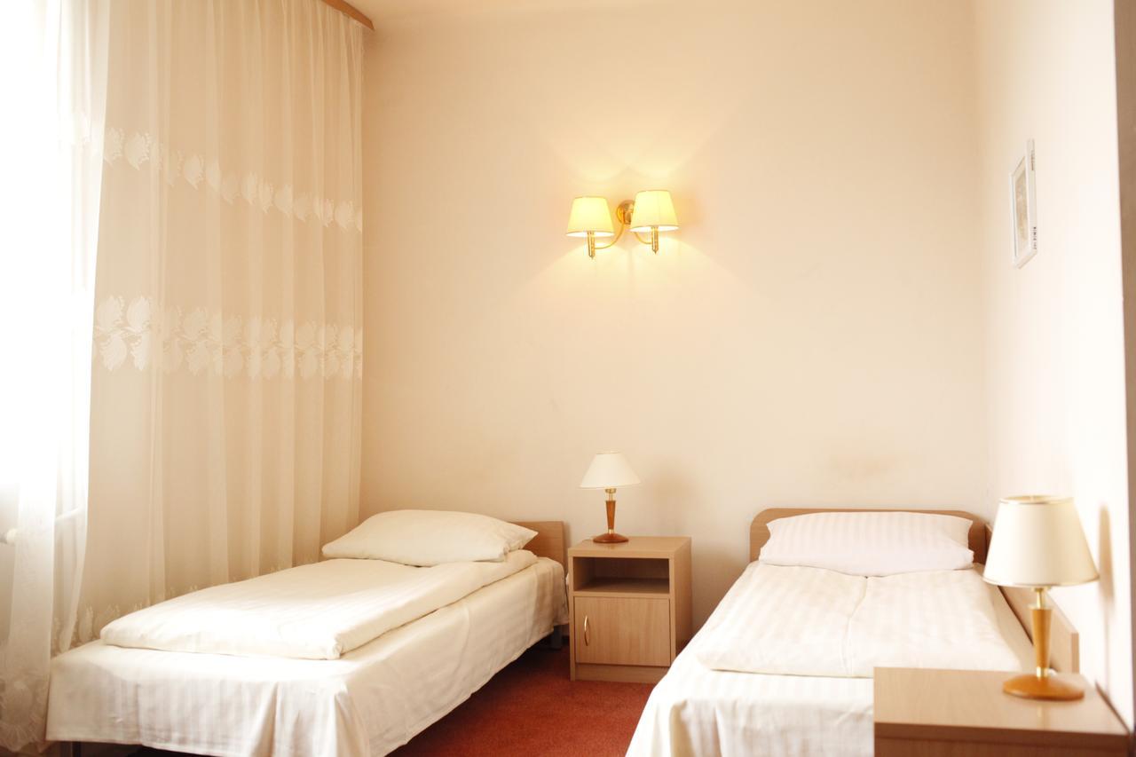 Iskra Hotel Radom Eksteriør billede